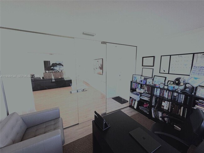 Building Photo - 4905 Bayberry Ln