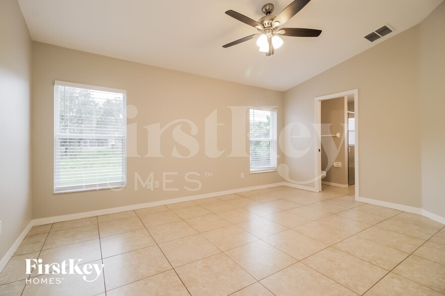 Building Photo - 1319 Macon Dr