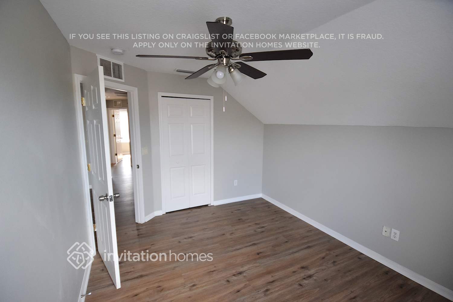 Building Photo - 6649 Cambridge Park Dr