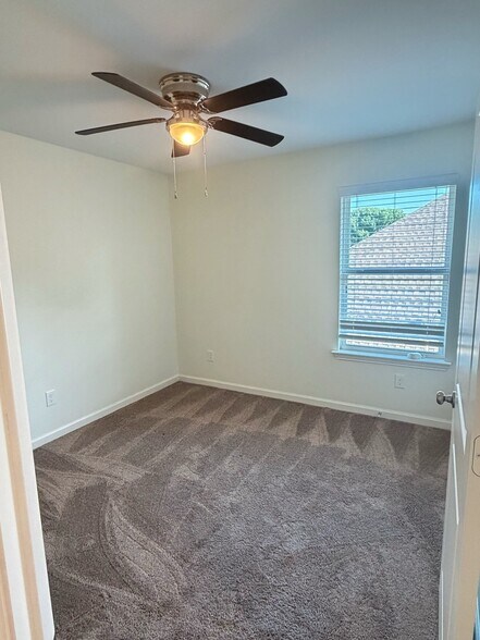 Building Photo - 3447 Frazier Ave