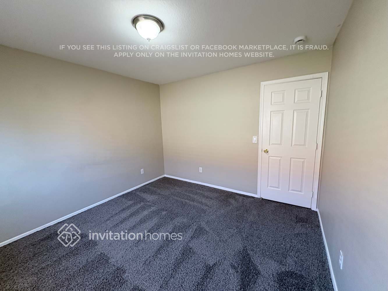 Building Photo - 11360 E Sunland Ave