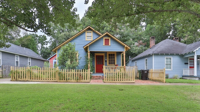 Primary Photo - 106 5th St