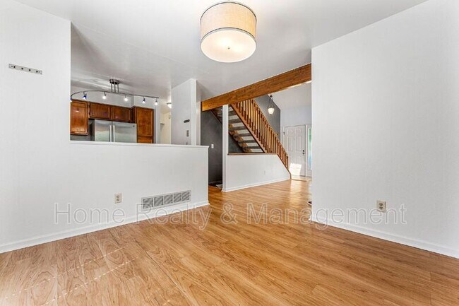 Building Photo - 13313 Birch Cir