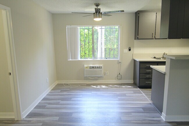 Building Photo - 10600 Victory Blvd