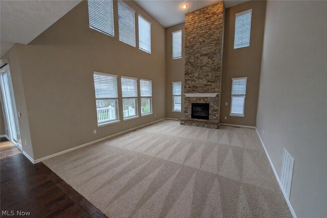 Building Photo - 32815 Rebecca Ln