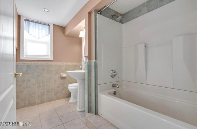 Building Photo - 2317 South St