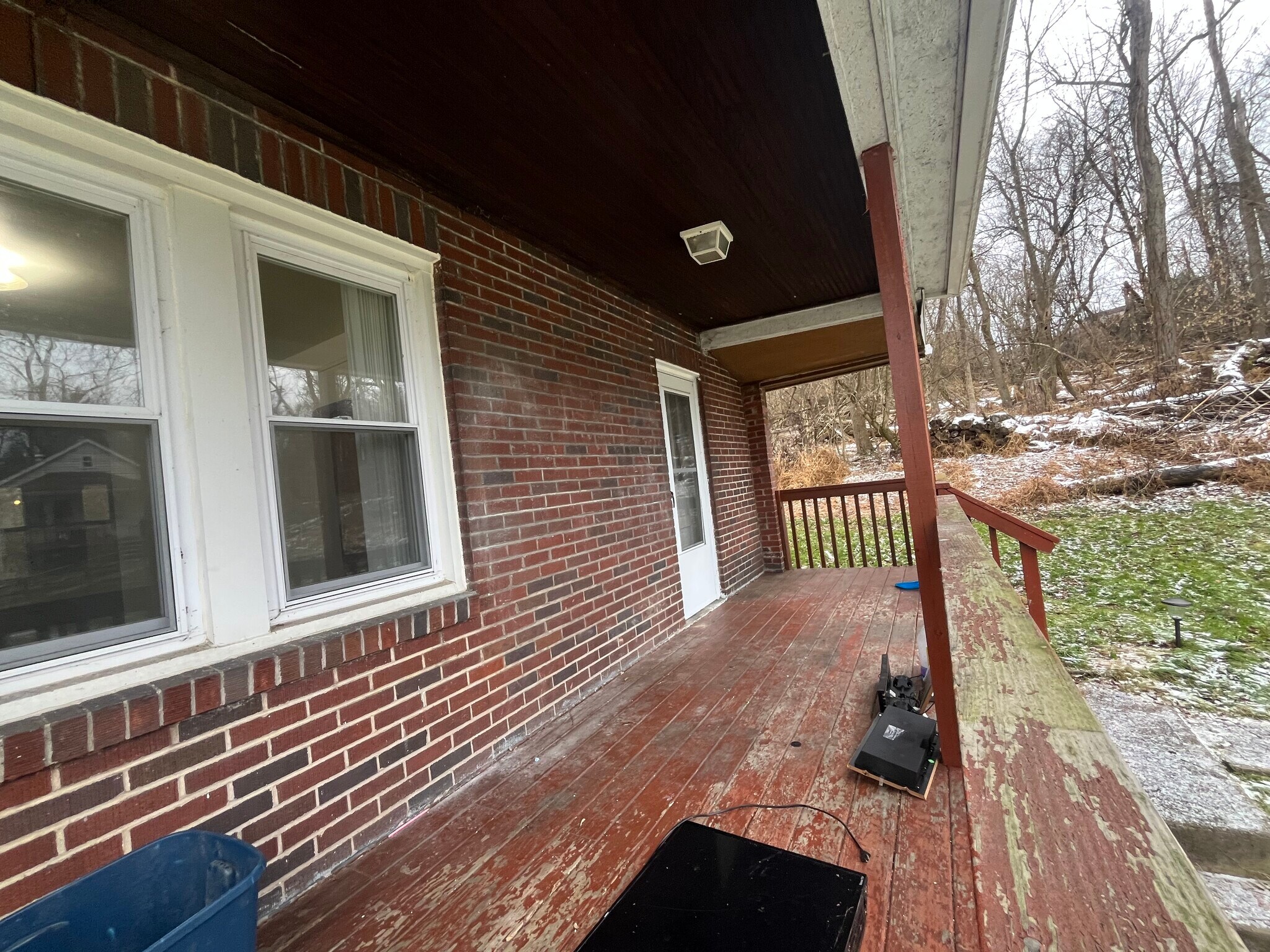 Building Photo - 1801 Universal Rd