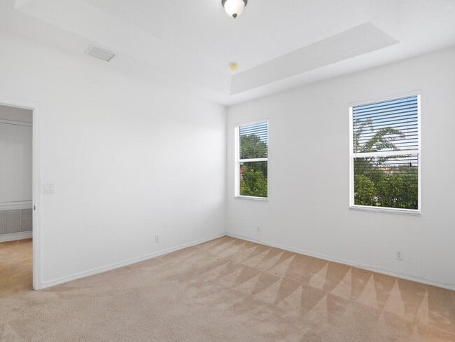 Building Photo - 1598 78th Ave