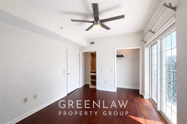 Building Photo - 195 14th St NE