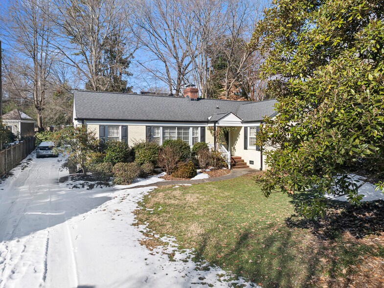 Building Photo - 221 W Avondale Dr