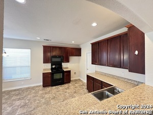 Building Photo - 1339 Pinnacle Falls