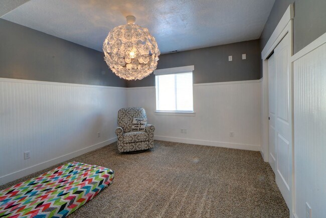 Building Photo - Single Family Lehi Home