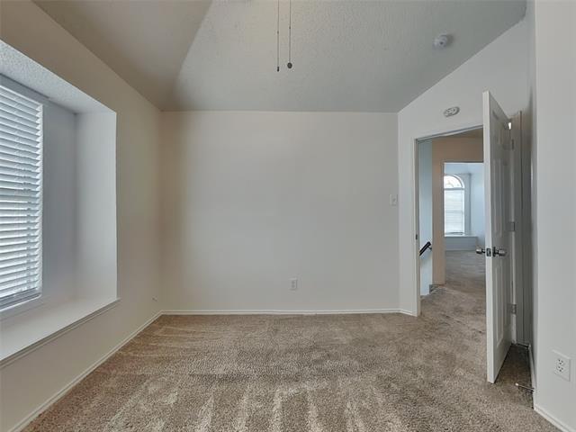 Building Photo - 1409 Post Oak Dr