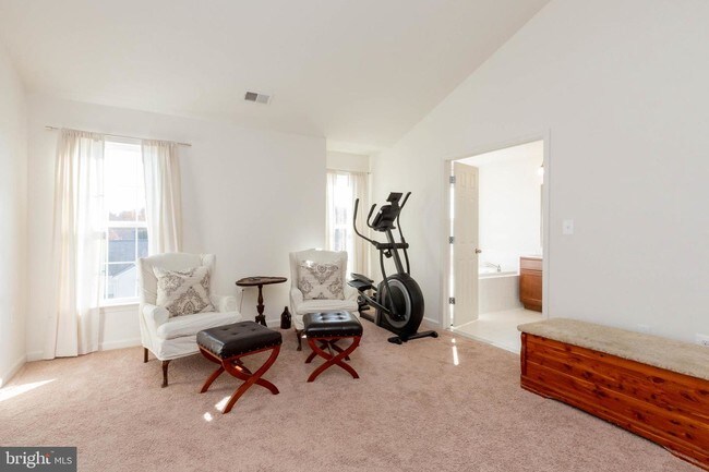 Building Photo - 17670 Cleveland Park Drive