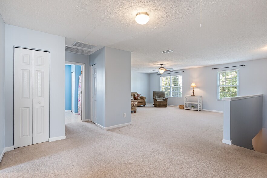 Entertainment/recreational room - 3636 Blaze Dr