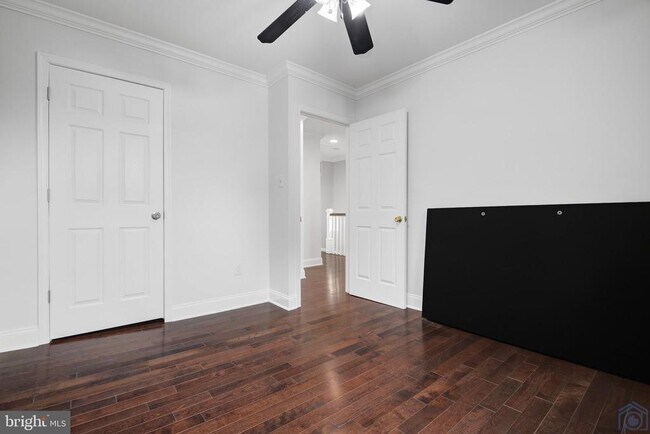 Building Photo - 1639 Hart Ct