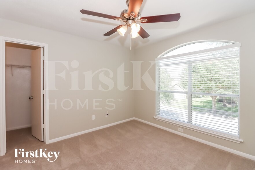 Building Photo - 11319 Sandermeyer Dr