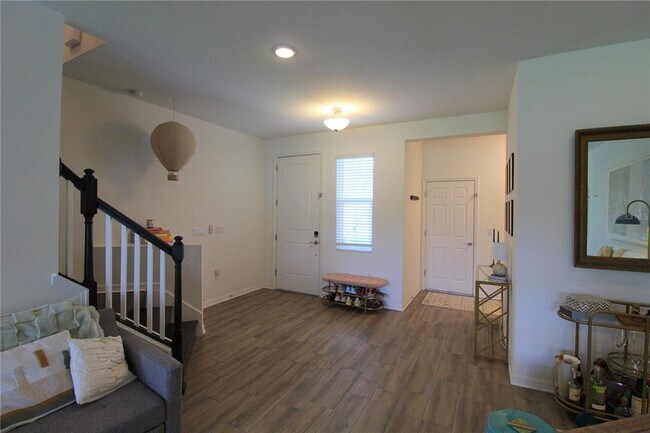 Building Photo - 4071 Via Sienna Cir