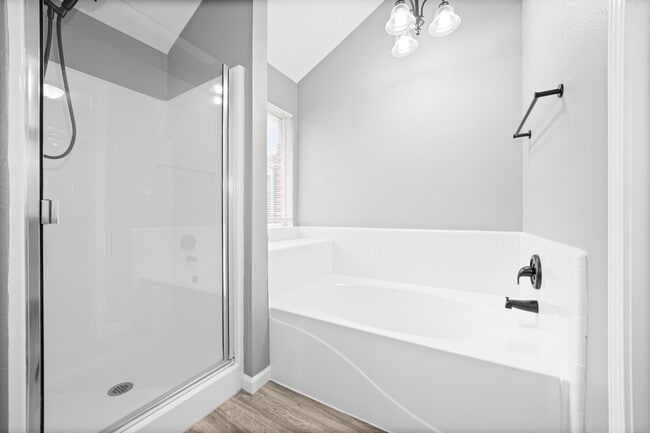 Building Photo - 4417 Briarwood Dr