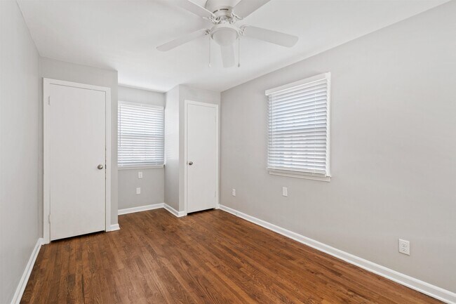 Building Photo - 3753 Friar Tuck Rd