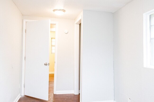 Building Photo - Welcome to 2113 Cleveland Avenue! Charming...