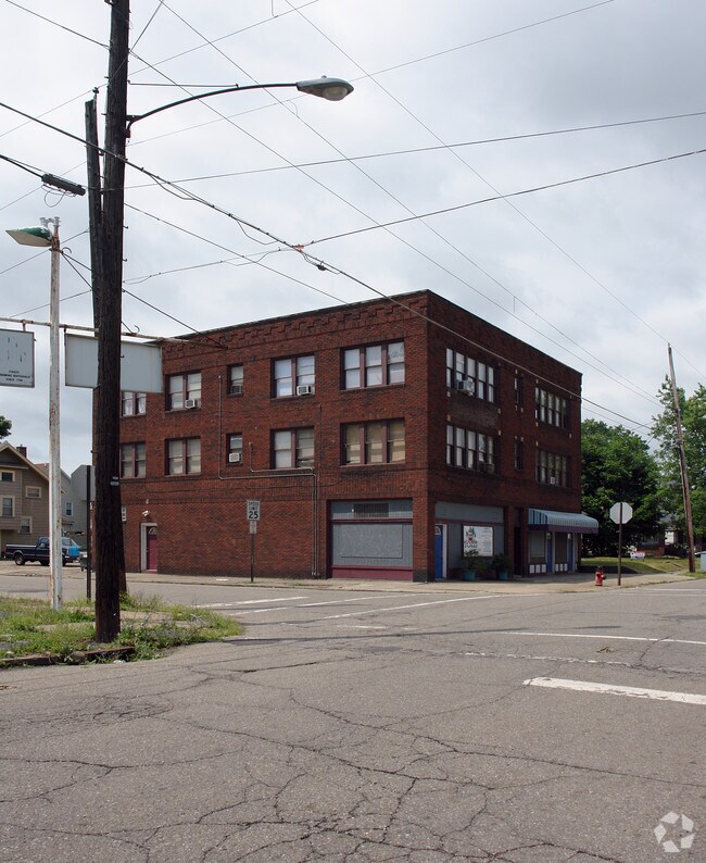 Primary Photo - 1104 14th St NW