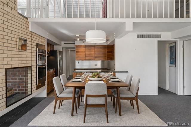 Building Photo - 3130 S Monroe St