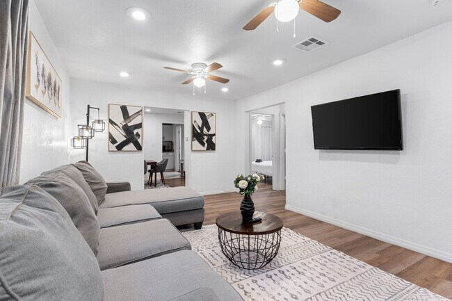 Building Photo - 4805 N 37th St