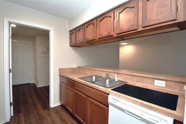 Building Photo - 11314 Walnut Ridge Dr