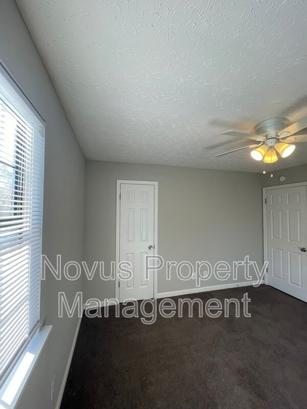 Building Photo - 763 South St