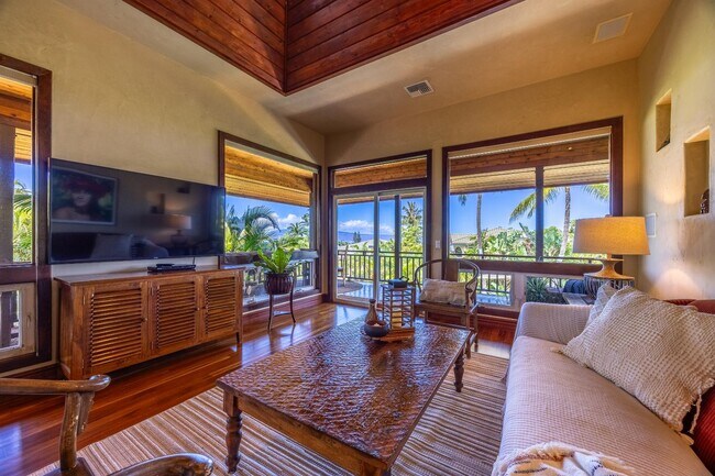 Building Photo - 250 Amakihi Way