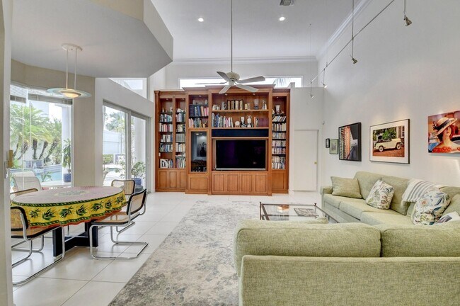 Building Photo - 2624 NW 63rd St