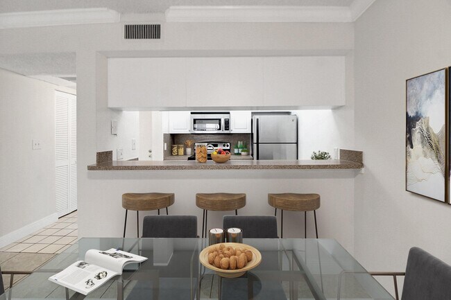 Building Photo - 8160 Geneva Ct