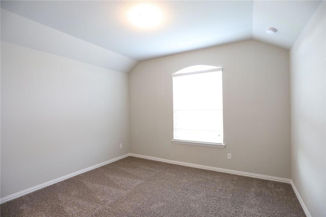 Building Photo - 15928 Holly Crk