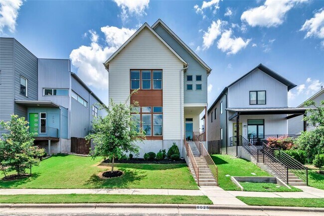 Primary Photo - 6025 Seville Dr