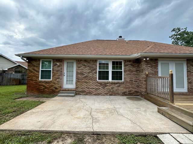 Building Photo - 519 E Timberlake Dr