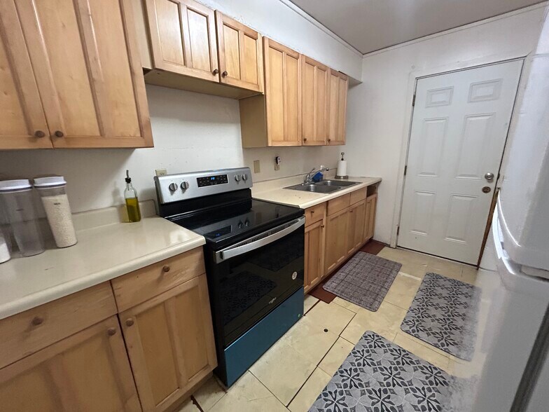 Building Photo - 55-650 Loala St