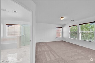 Building Photo - 11676 Giles St