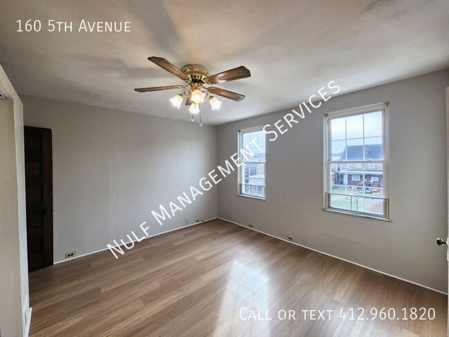 Building Photo - 160 5th Ave