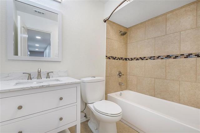 Building Photo - 1100 Brush Creek Dr