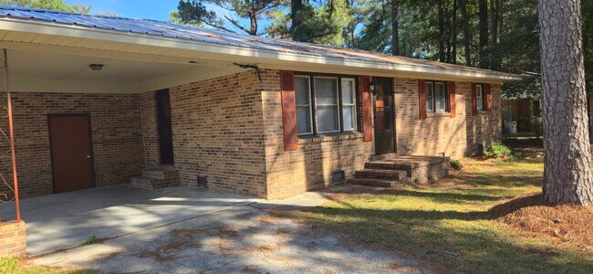 Primary Photo - 133 Kings Ct Dr