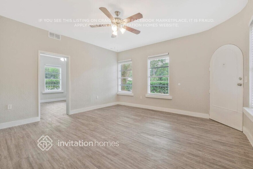 Building Photo - 9805 Winston St