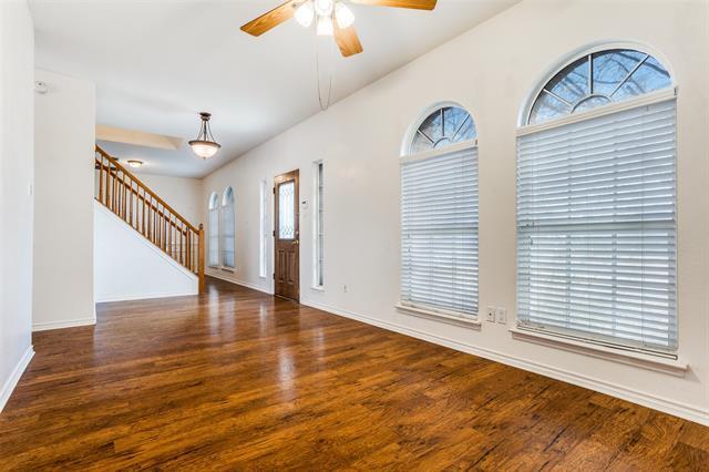 Building Photo - 2511 Thistle Ln