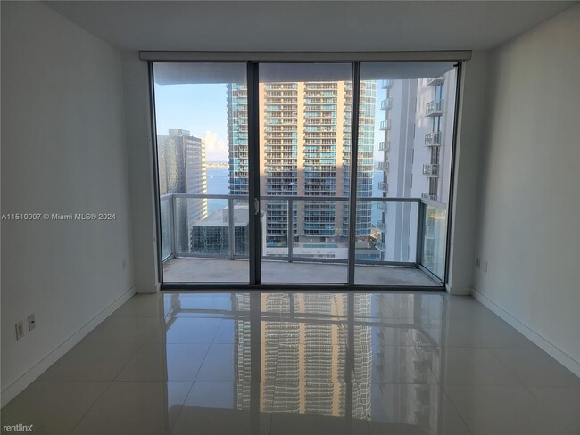 Building Photo - 1 br, 1 bath Condo - 1050 Brickell Ave Apt...