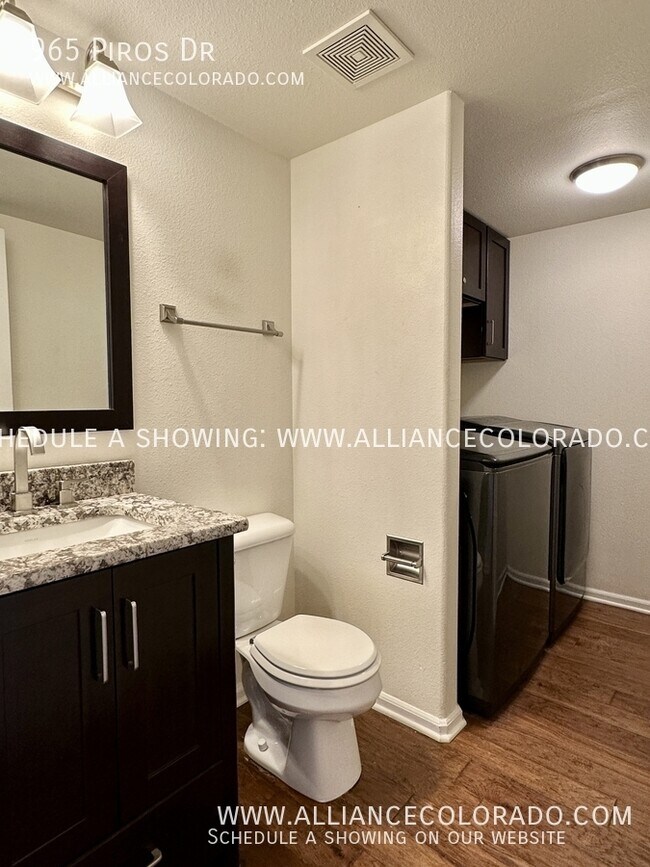 Building Photo - 965 Piros Dr