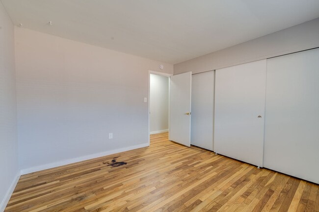 Building Photo - 3937 Jane Ave