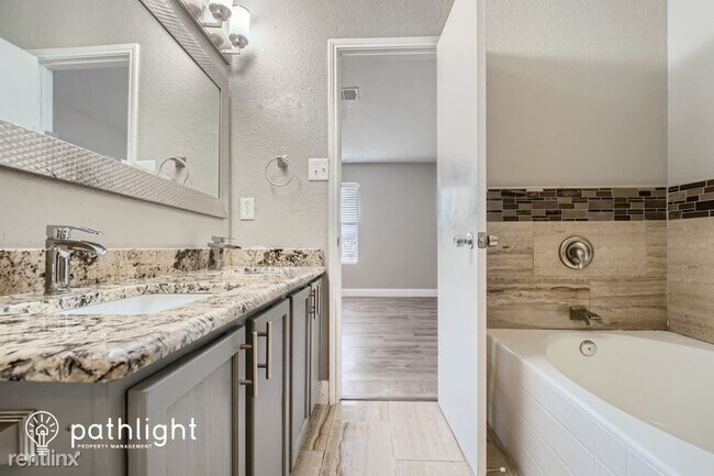 Building Photo - 4 br, 2.5 bath House - 1314 Windward Lane ...