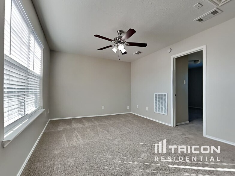 Building Photo - 13007 Lark Point Ct