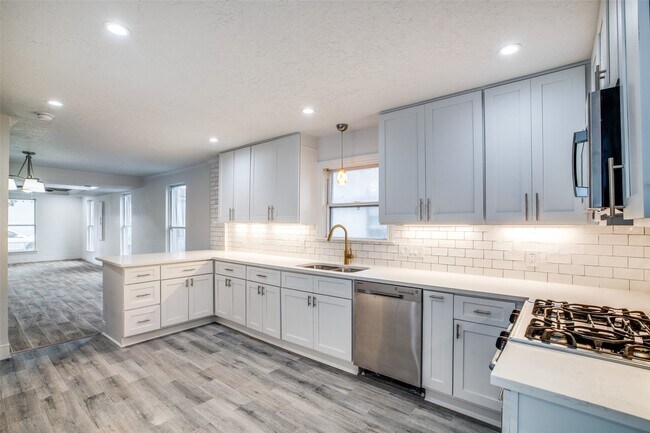 Building Photo - 4409 Rawley St