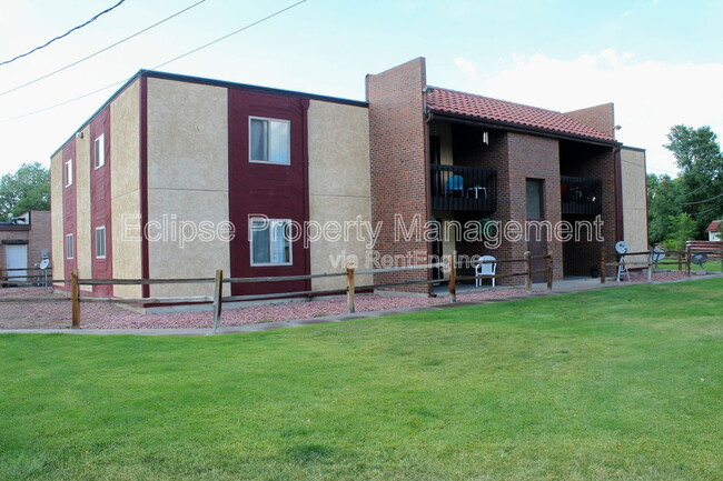 Building Photo - 522 Bell Ct